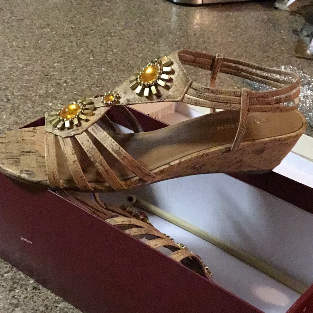 Shoes - Picture 2 of 2